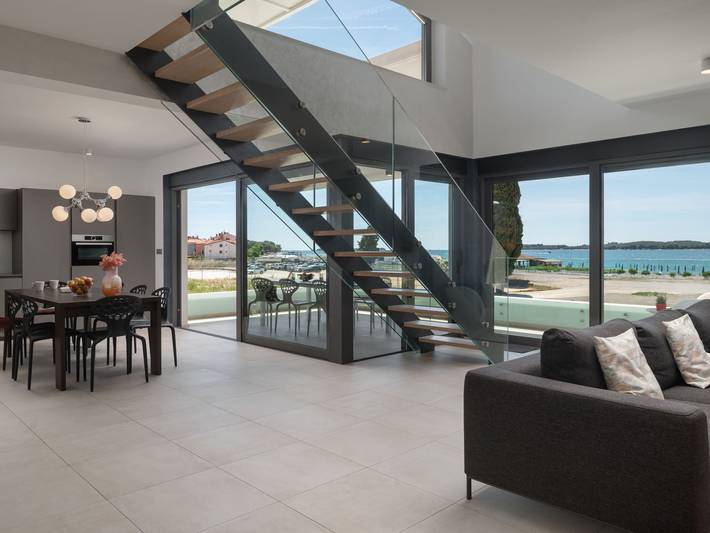 Ferienwohnung für 7 Personen, mit Terrasse und Garten in Fazana - 3