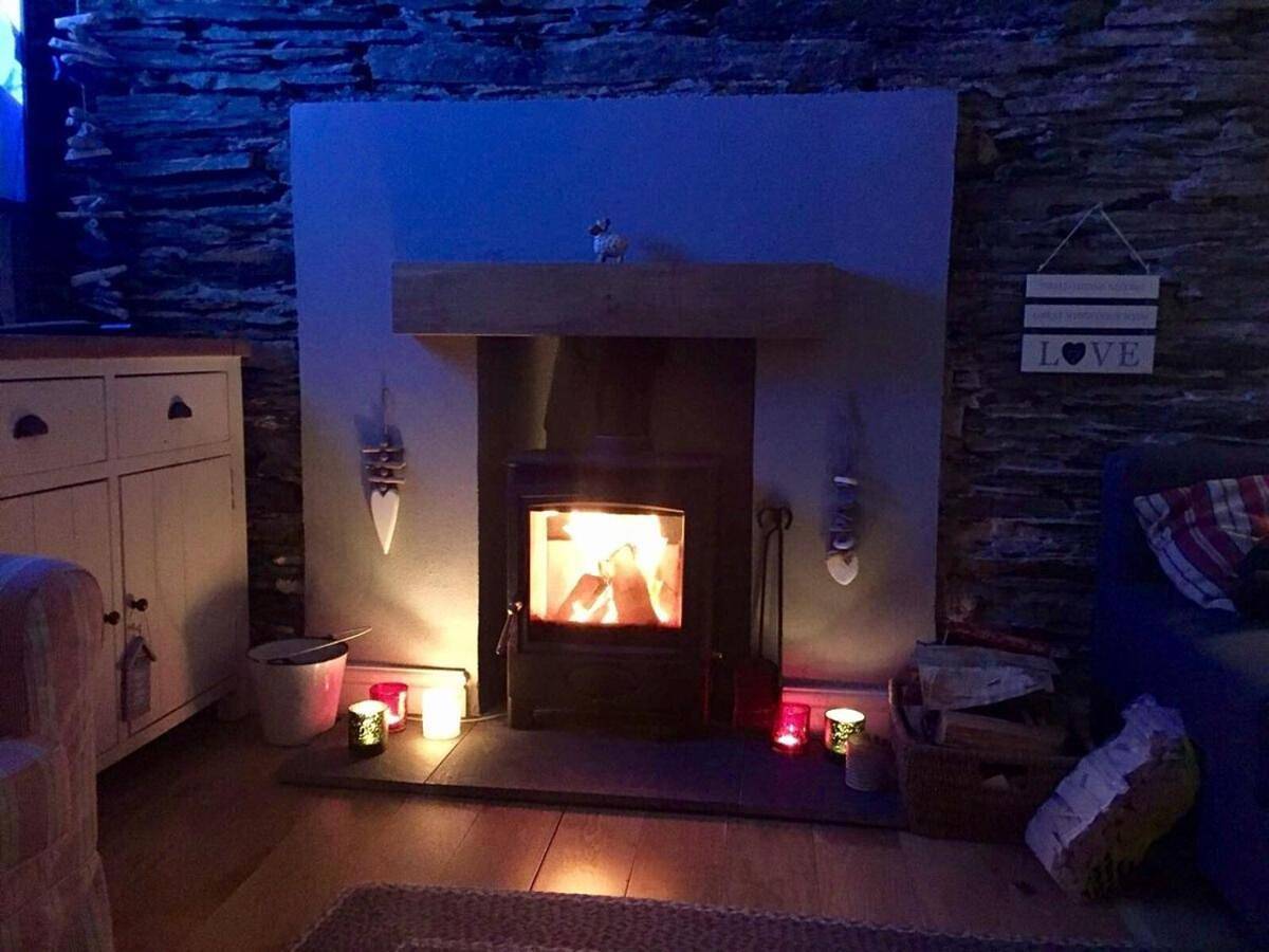 Three-Bedroom House in Aberdyfi, Aberdovey