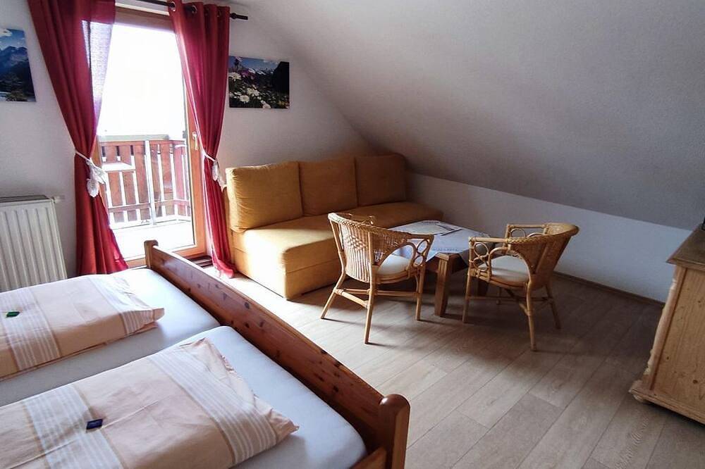 Doppelzimmer (5), Dusche, Wc, 2 Aufb. mgl. - Berggasthaus Schöne Aussicht in Klingenthal, Chemnitz und Umgebung