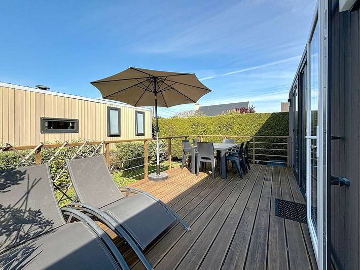 Camping pour 4 personnes, avec Terrasse et Piscine