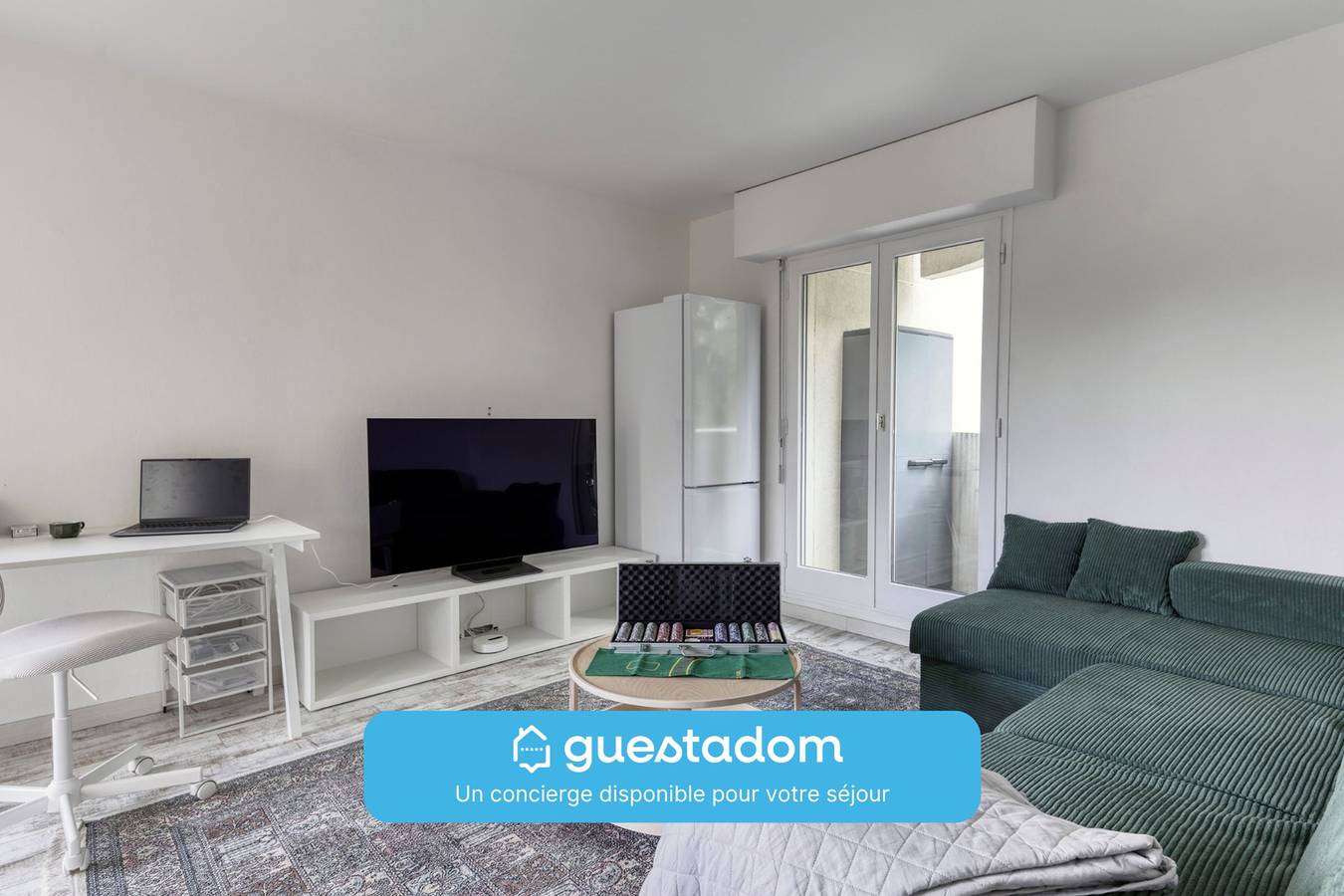 Apartamento entero, Le Blum - Wifi - Balcon - Porte de Bercy in Maisons-Alfort, Valle del Marne
