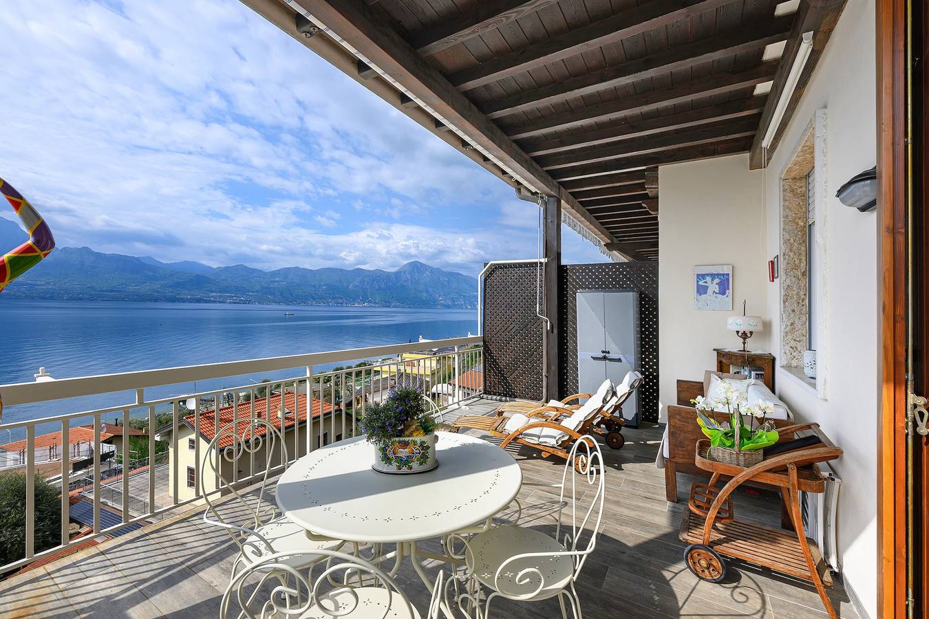 Location De Vacances pour 2 Personnes dans Torri del Benaco, Montagnes autour du lac de Garde