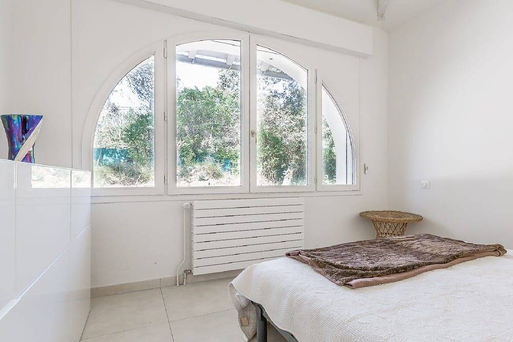 Villa pleine Vue Mer dans écrin de verdure.promos mai et juin 20%. in Saint-Georges-de-Didonne, Région de Rochefort