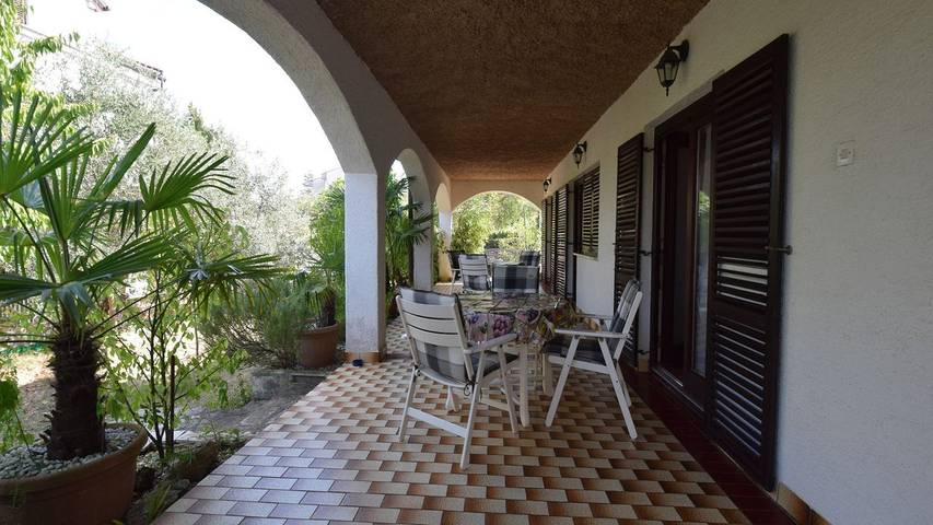 Ferienwohnung für 7 Personen, mit Terrasse