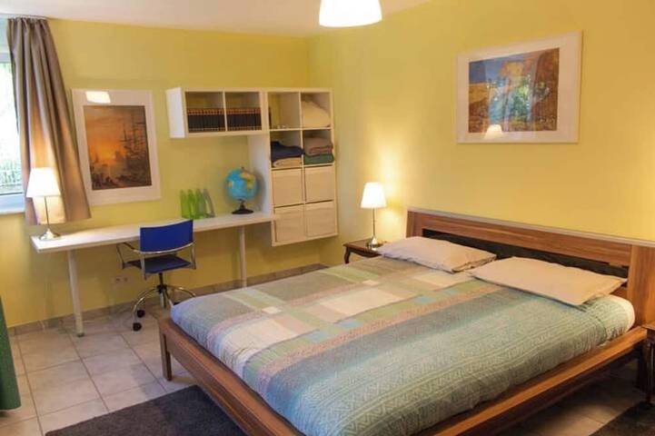 Ferienwohnung für 6 Personen, mit Balkon und Garten in Kaiserslautern - 4