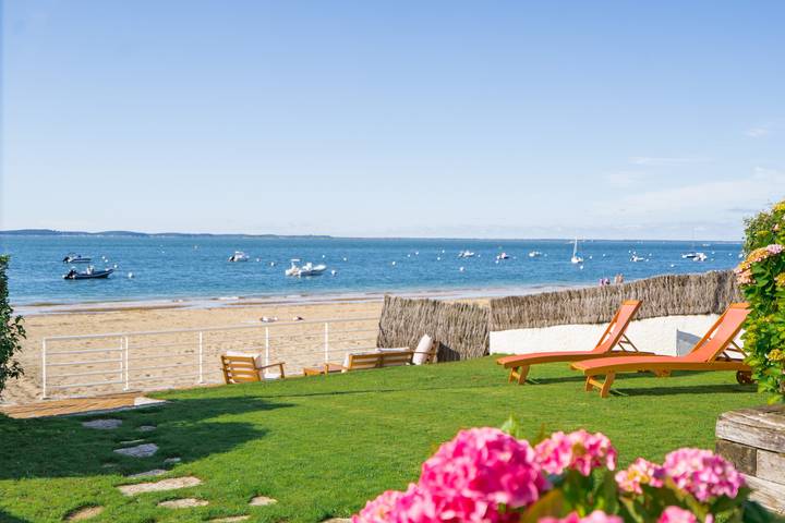 Villa pour 14 personnes, avec Balcon ainsi que Terrasse et Jardin au Bassin d'Arcachon