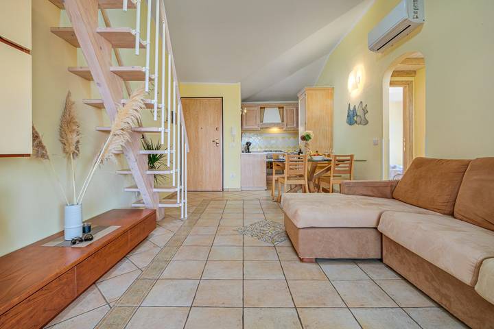 Gîte pour 5 personnes, avec bassin pour enfant et balcon à Golfo Aranci - 3