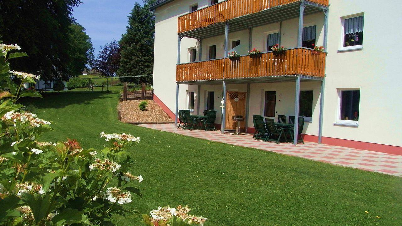 Ganze Ferienwohnung, Ferienwohnung für 10 Personen (155 m²) in Reuland in Burg-Reuland, Lüttich und Umgebung