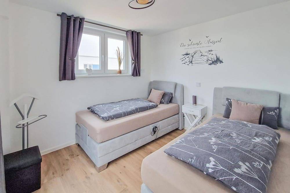Gemütliches Haus in Tossens mit Sauna in Tossens, Butjadingen