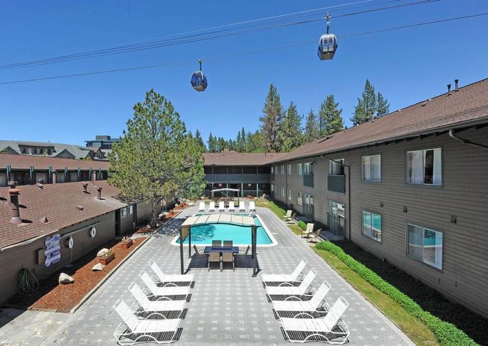 Station pour 4 personnes, avec jardin ainsi que jacuzzi et piscine, animaux acceptés à South Lake Tahoe - 4