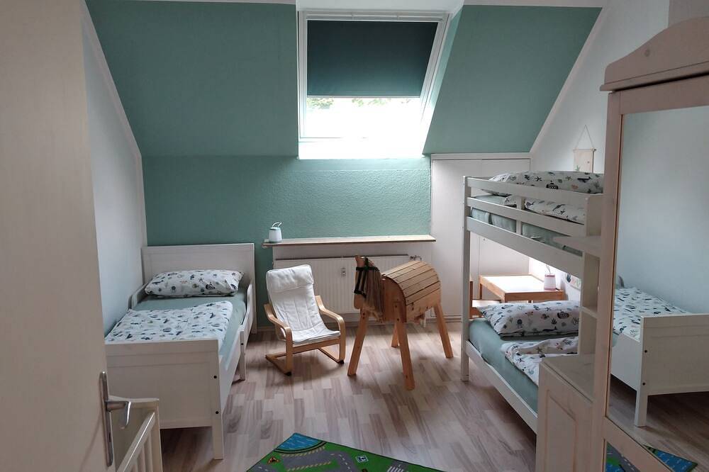 Ganze Wohnung, Viel Platz & viel Sonne\n- familienfreundliche Wohnung in Waldnähe in Schwelm, Ennepe-Ruhr-Kreis