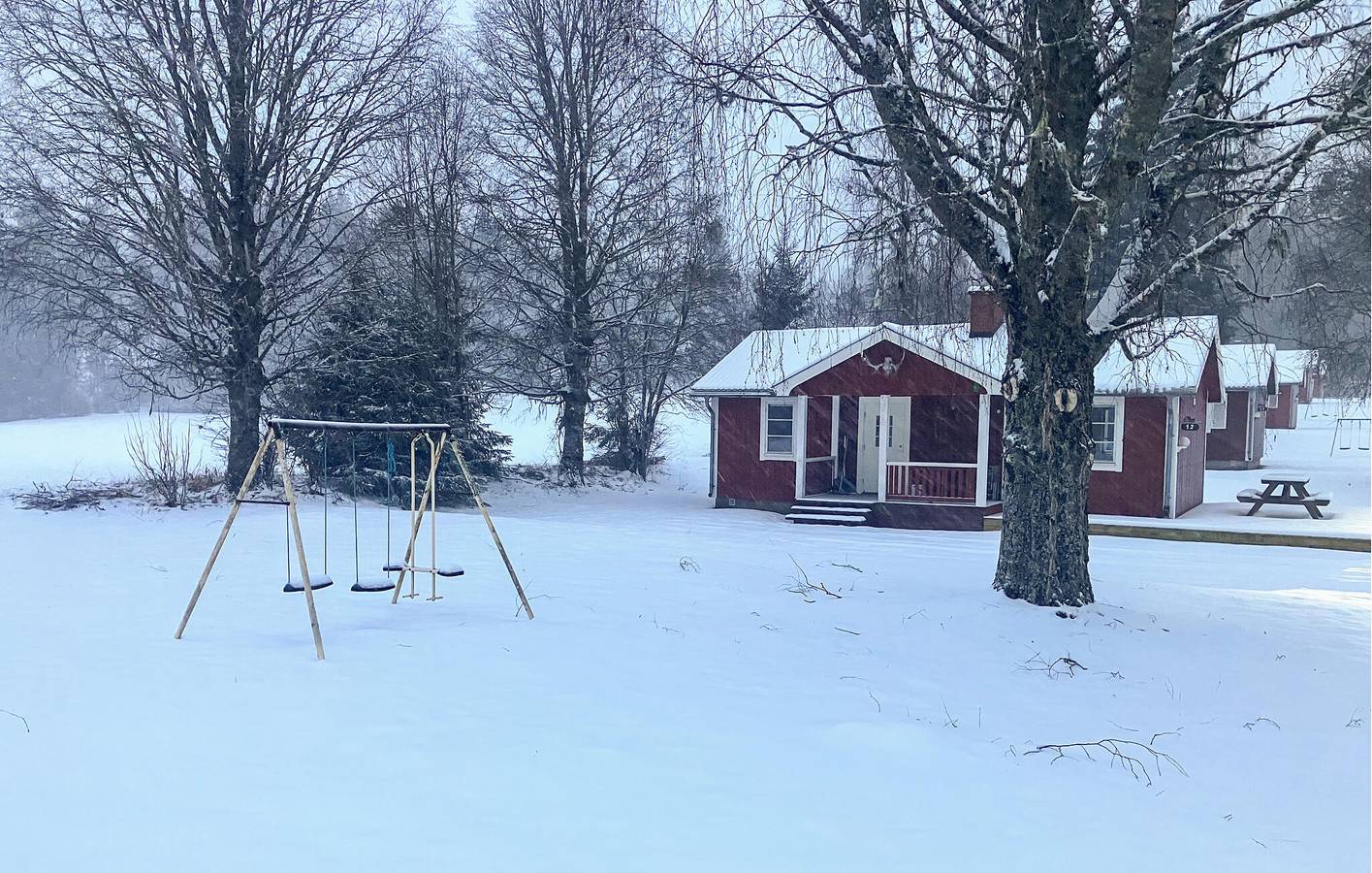 Hus för 4 Personer med trädgård in Värmland