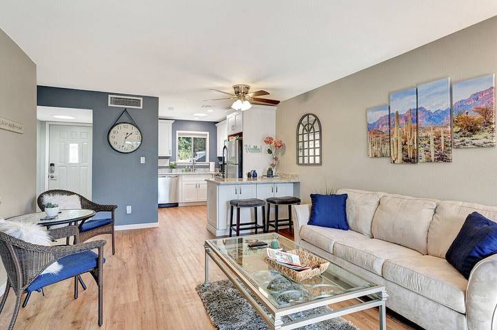 Ferienwohnung für 6 Personen, mit Pool und Garten - 1