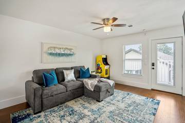 Apartment for 4 Guests in Houston, Harris County, Picture 3