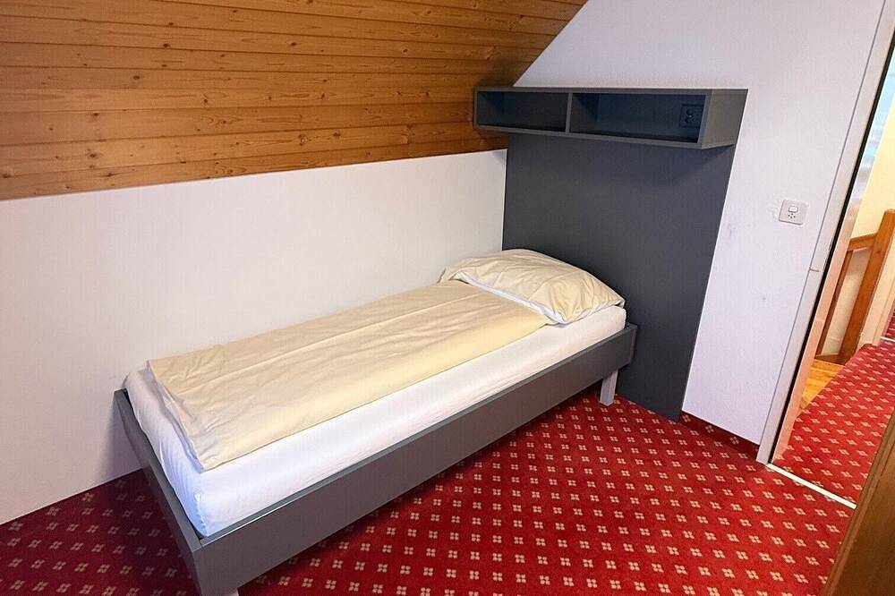 Apartamento entero, Directly at the Swiss Holiday Park - 3.5-room vacation apartment with 98 m² in Morschach, Lago de los Cuatro Cantones