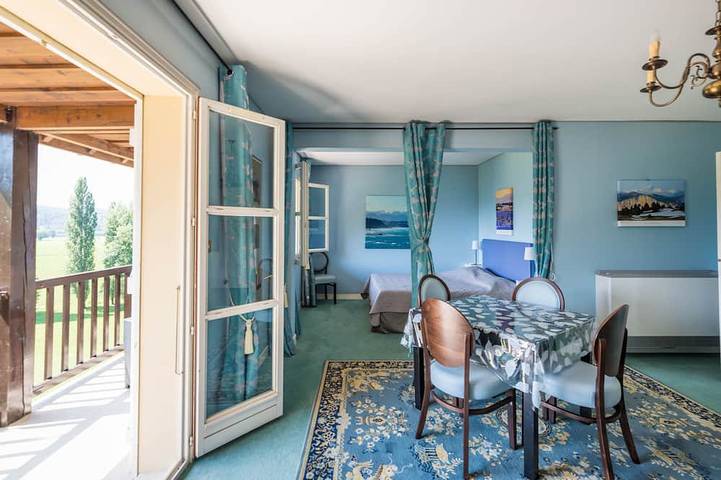 Gîte pour 4 personnes, avec jardin et piscine ainsi que sauna et balcon dans Grotte de Lascaux - 4