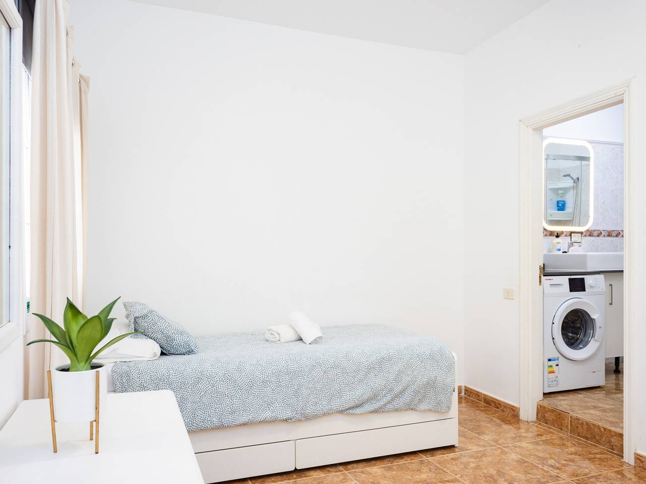 Apartamento entero, Apartamento de vacaciones para 6 personas in La Jaca, Arico