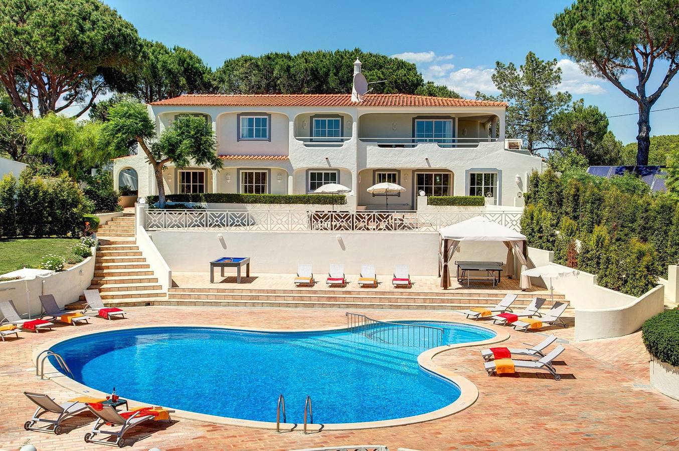 Villa Beirais by Villa Plus in Almancil, Parque Natural da Ria Formosa