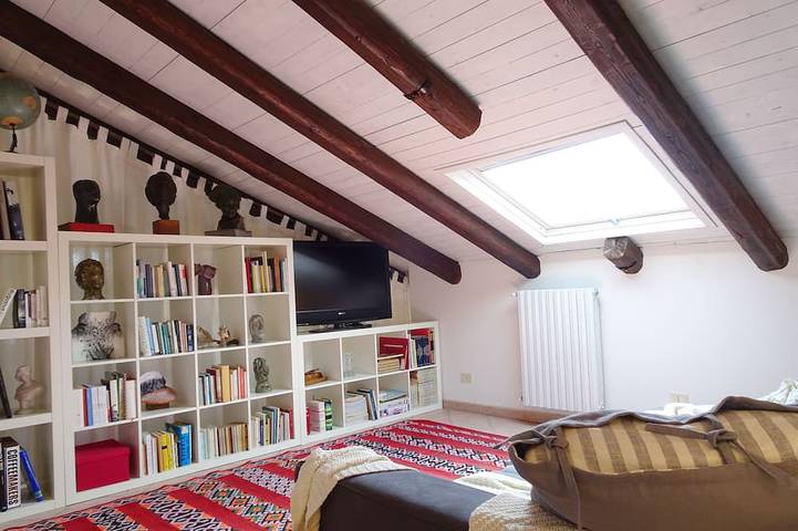 Casa Clelia: Das Juwel auf dem Hügel in Loazzolo, Langhe