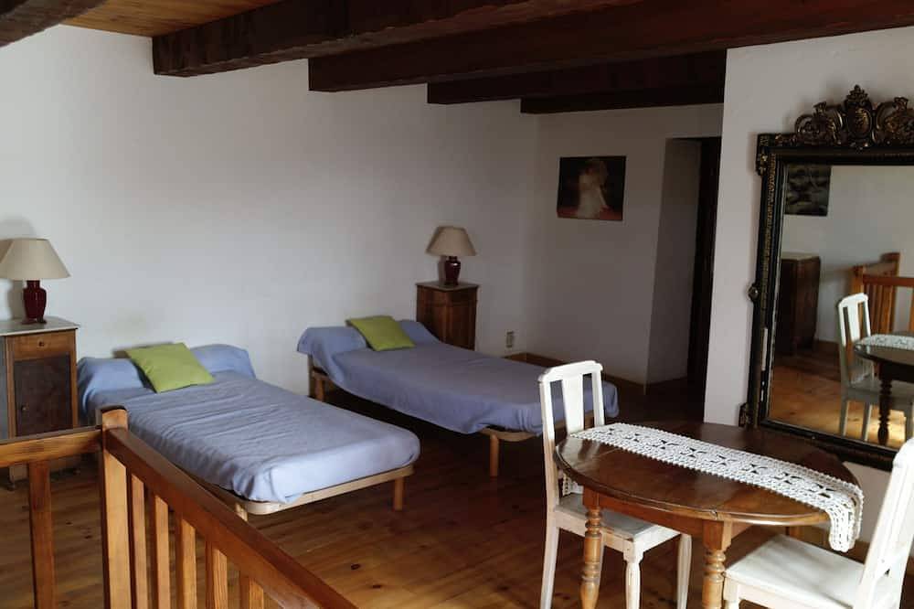 Maison de caractère de 180m²  dans le coeur de l'ardèche méridionale in Saint-Pierre-de-Colombier, Parc naturel régional des Monts d'Ardèche