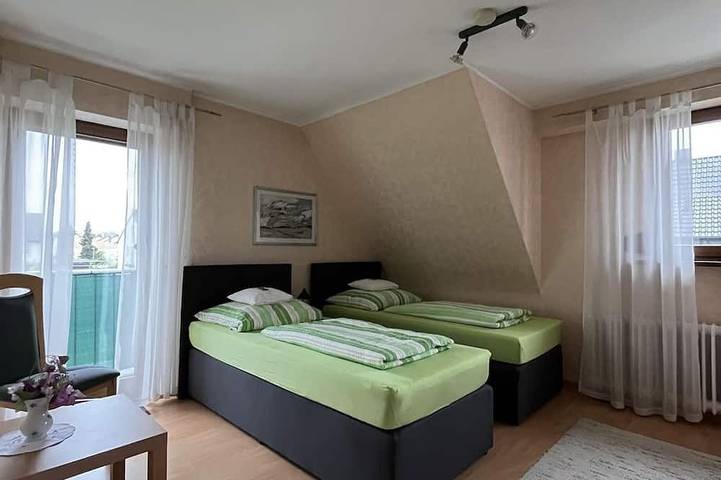 Ferienwohnung für 3 Personen, mit Balkon in Speyer - 2