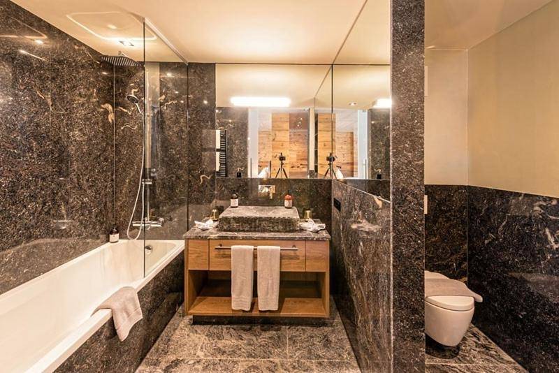 Deluxe Double Room in Lech am Arlberg, Arlberg