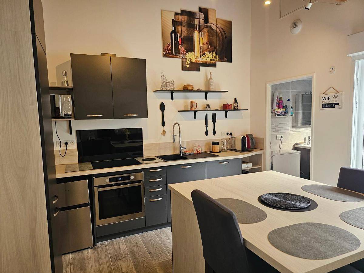 Appartement entier, Chai Callie, ancien Chai meublé in Cognac, Charente