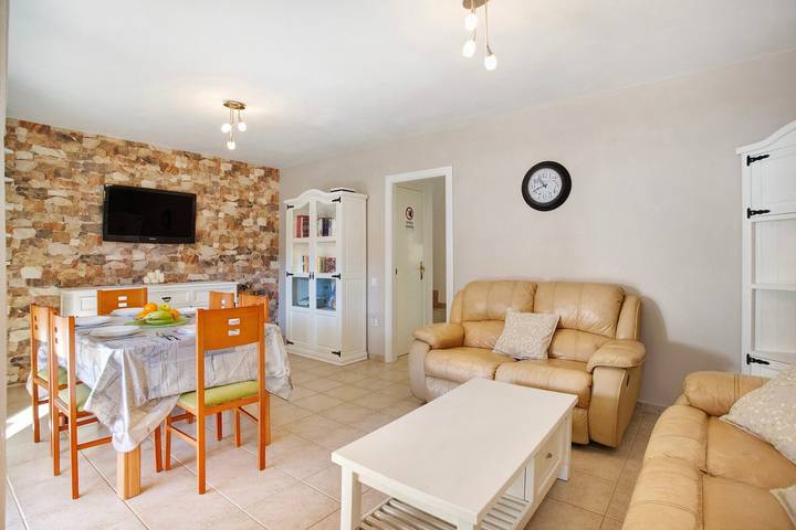 Ferienhaus 'Velázquez' mit privater Terrasse, WLAN und Klimaanlage in Majada Marcial, Puerto del Rosario