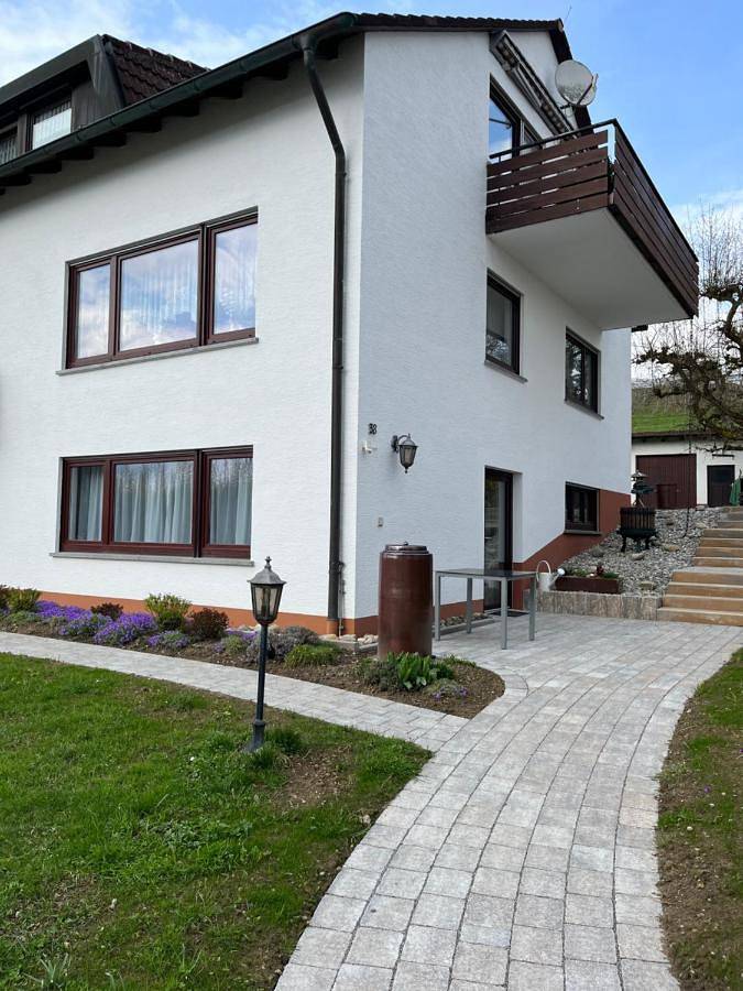 Ferienwohnung für 2 Personen, mit Terrasse und Garten sowie Ausblick in Bermatingen - 2