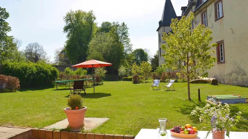 Ferienhaus für 14 Personen, mit Garten