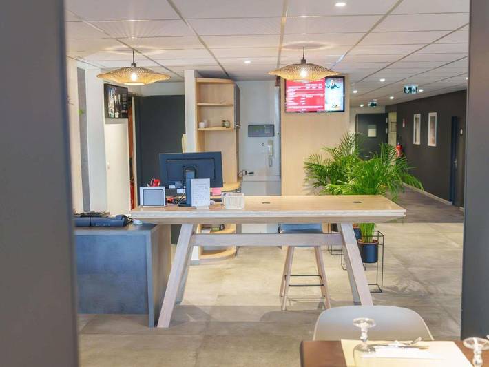 Hôtel pour 2 personnes, avec terrasse à Laon - 3