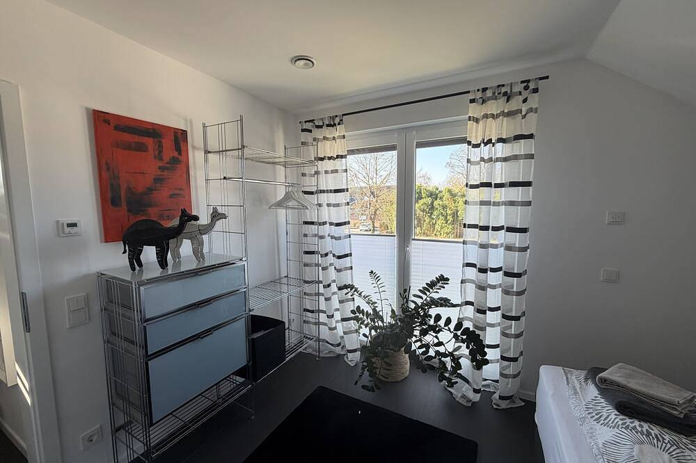 Ganze Wohnung, Moderne Ferienwohnung über 2 Etagen in ruhiger Umgebung in Bissendorf, Wiehengebirge