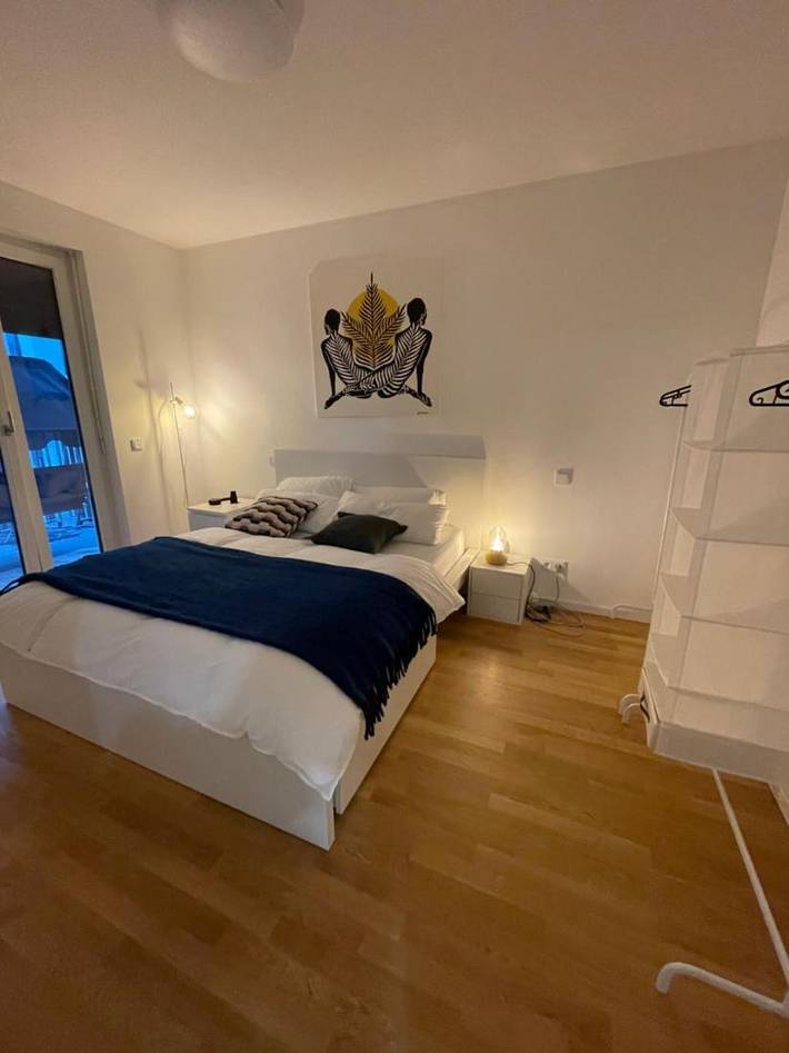 Ganze Wohnung, Wertvoller Flughafen Sta in Schönefeld (Brandenburg), Schönefeld