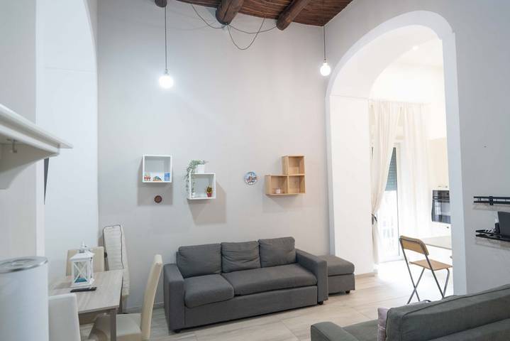 Entire apartment, La casa di Lucia in Naples, Naples Province
