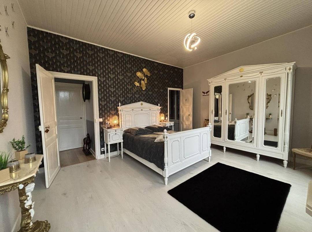Chambre d'hôte dans Maison de Maître - Chambre in Ygrande, Allier