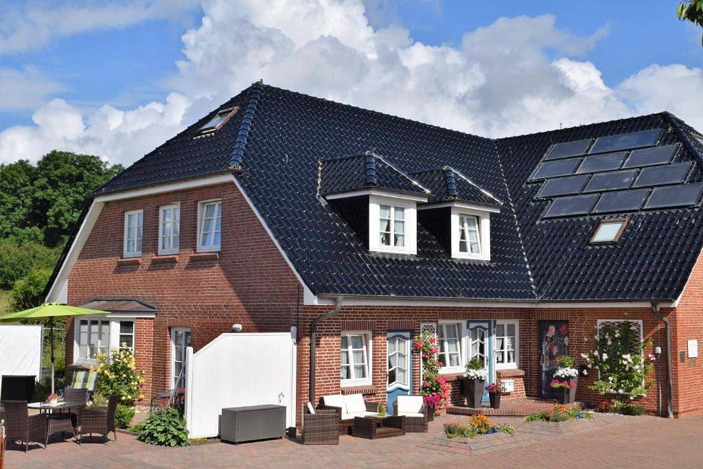 Ganze Ferienwohnung, Freie Sicht - Das Nordsee-Gesundheitshaus - Ferienwohnung Pidder Lüng, 40qm, 1 Schlafzimmer, 1 Wohn-/Schlafzimmer, max. 4 Personen in Dagebüll, Nordfriesland