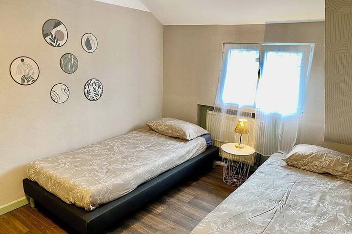 Location de vacances pour 9 personnes, avec terrasse et jardin à Urbès - 3