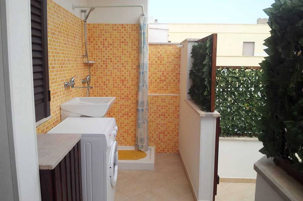Entire apartment, Apartment Moon Drop Two at 300mt. sand in Lido Marini, Gulf of Taranto