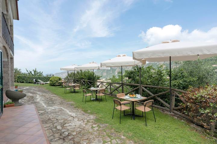 Villevieille Relais - Habitación Doble Deluxe con Vista al Mar, Wi-Fi y Aire Acondicionado in Piano di Sorrento, Sorrento Coast