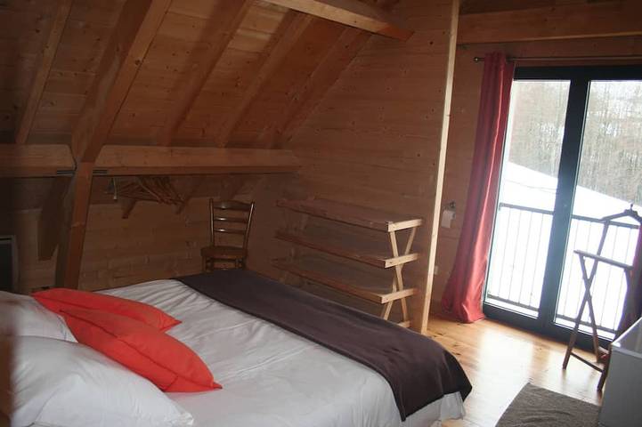 Gîte pour 9 personnes, avec Terrasse ainsi que Jardin et Sauna à Campan - 2