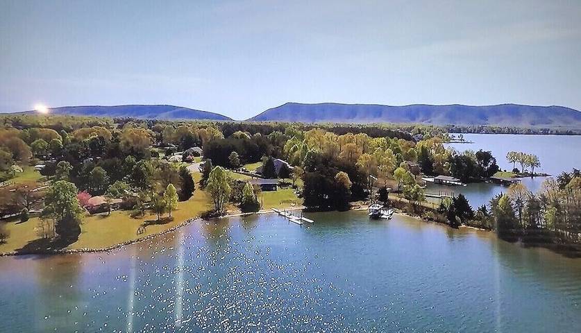 Vacation house for 8 people, with terrace in Virginia