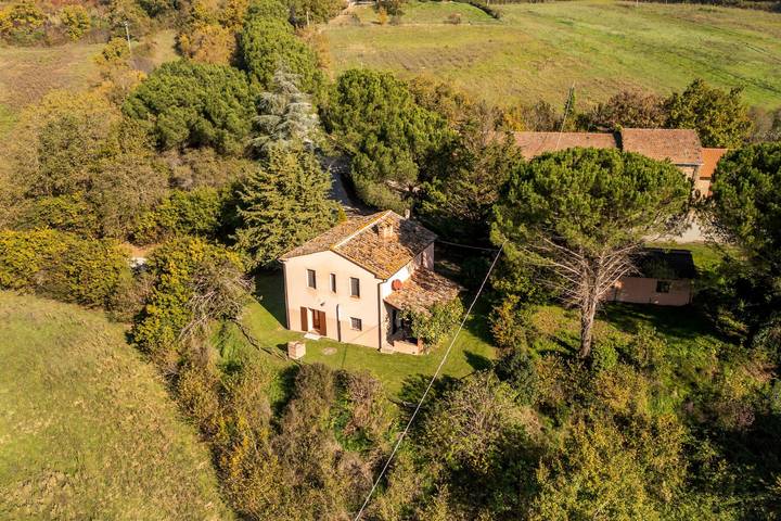 Ganze Ferienwohnung, Ferienwohnung für 2 Personen mit Garten in Panicale, Lago Trasimeno