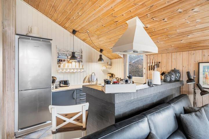 Villa für 6 Personen, mit Terrasse und Sauna sowie Balkon/Terrasse und Whirlpool in Henne Strand - 3