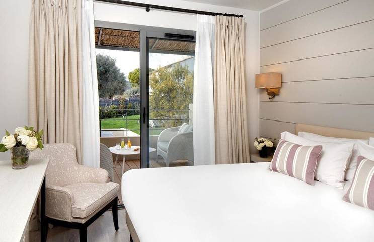 Hôtel pour 2 personnes, avec jardin ainsi que sauna et piscine, animaux acceptés à Biot - 4