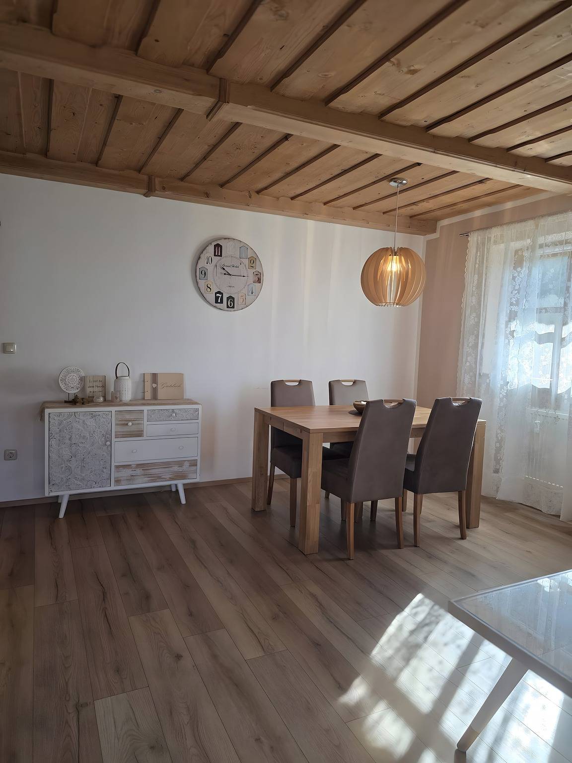Geheel appartement, Vakantiewoning "Bayerwaldtraum" met zwembad en wifi in Hauzenberg, Passauer Land