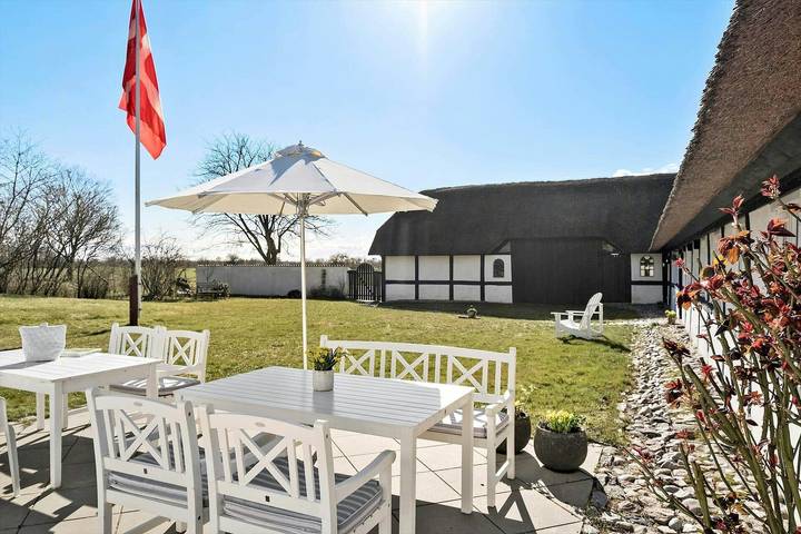 Feriehus for 6 personer, med Terrasse i Helberskov