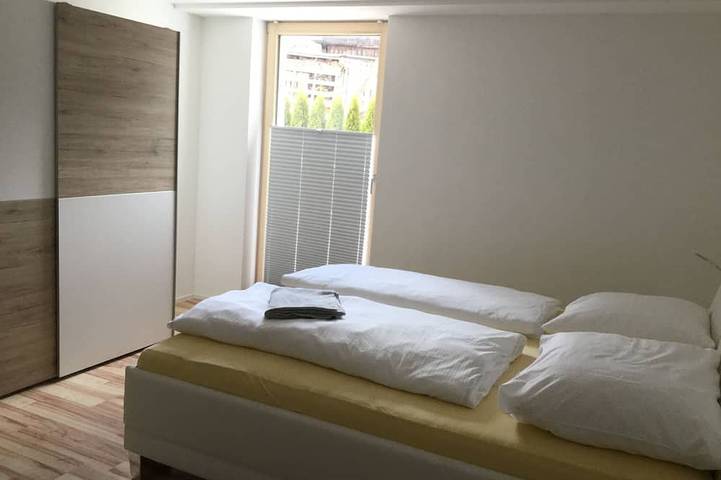Ferienwohnung für 9 Personen, mit Terrasse und Garten sowie Sauna in Imsterberg - 2
