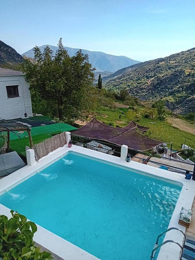 Casa rural para 2 personas, con piscina además de vistas y jardín, Se admiten mascotas - 1