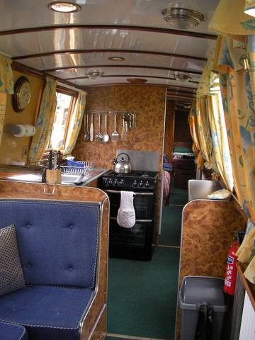 Holiday Rental for 6 People in Stafford, Staffordshire, Photo 2