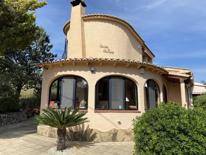Casa rural para 6 personas, con terraza y piscina, Se admiten mascotas en Parcent